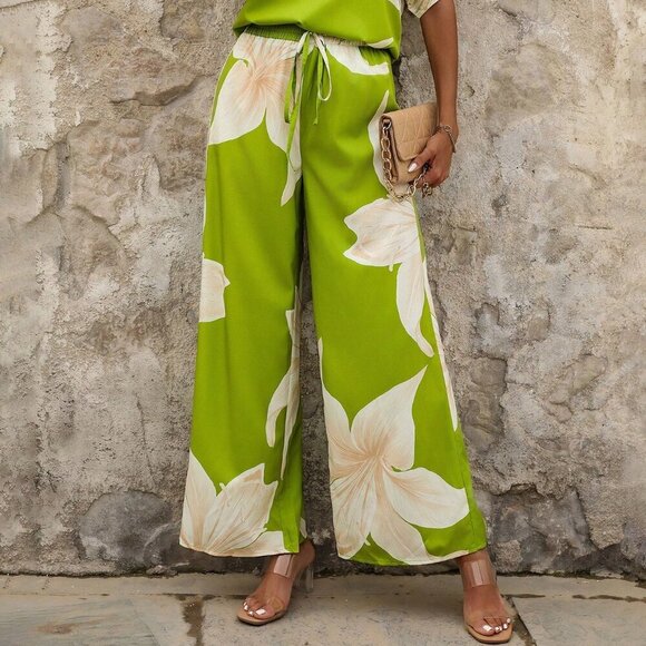 Green Casual Women's Summer Floral Printed Batwing Sleeve Shirt & Long Pants Set - Picture 5 of 6